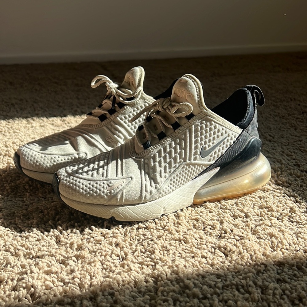 Nike Air Max 270